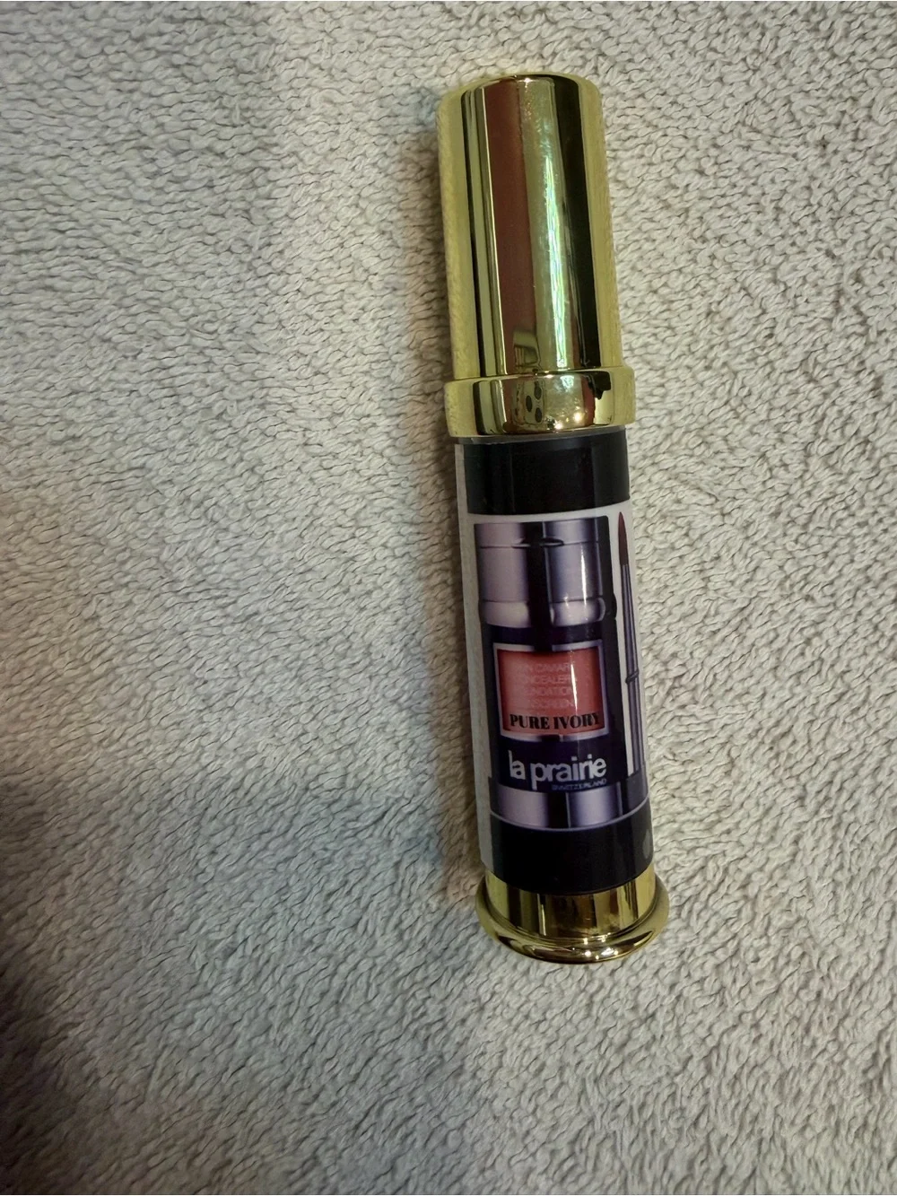 La Prairie Skin Caviar Concealer Foundation travel bottle 5ML
